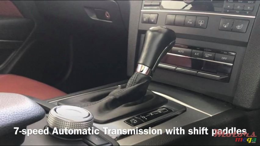 2010' Mercedes-Benz E-Class photo #3