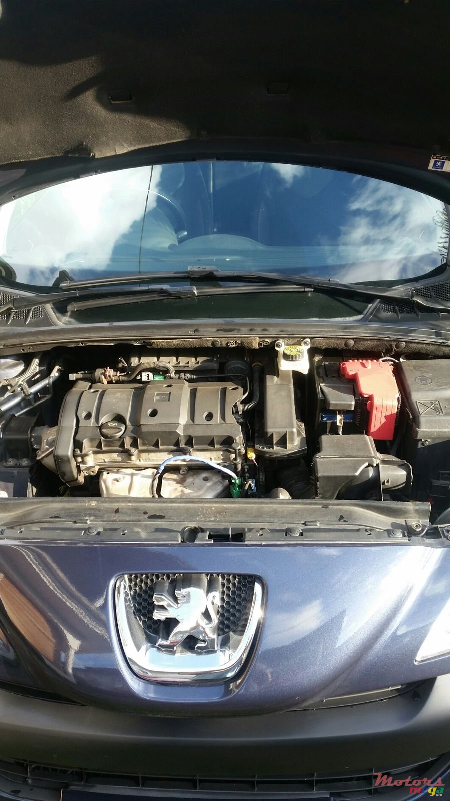 2010' Peugeot 308 photo #3