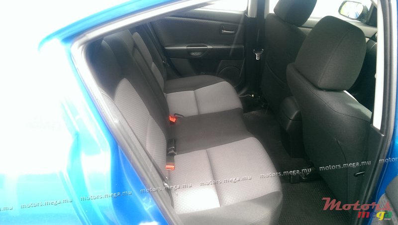 2006' Mazda 3 photo #4