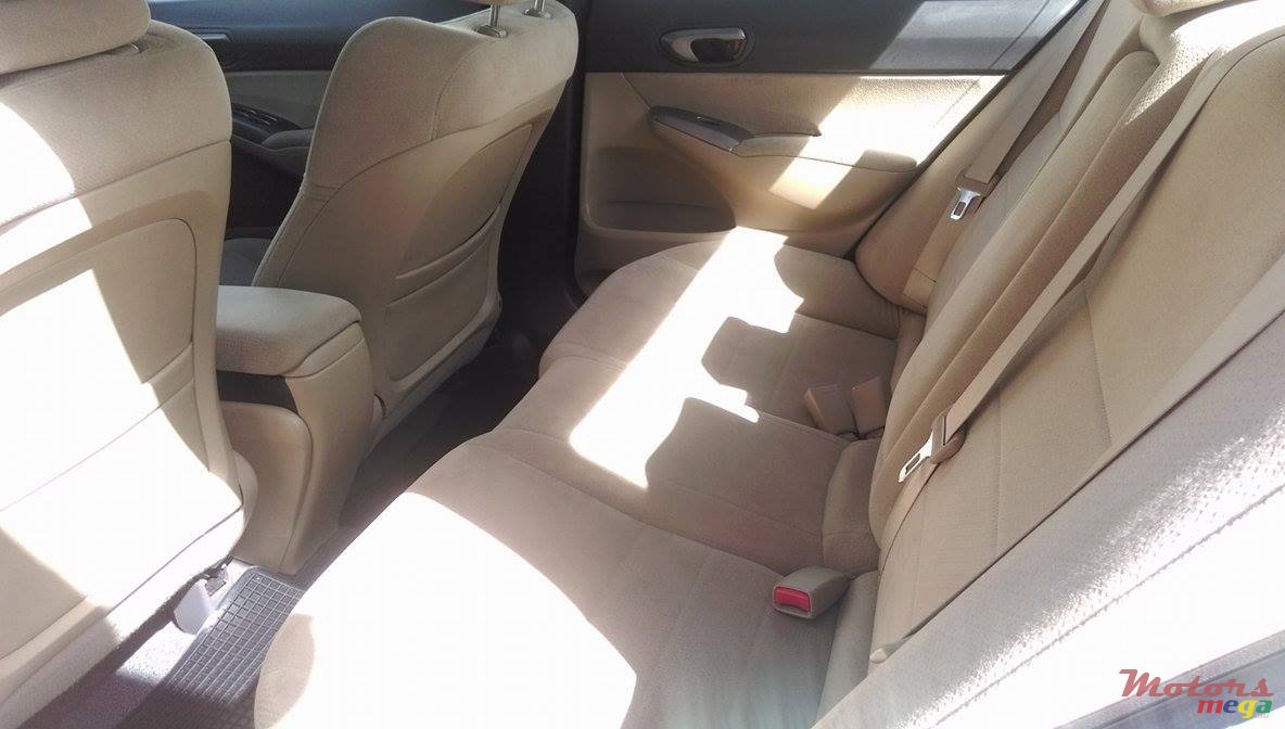 2007' Honda Civic Hybrid photo #5