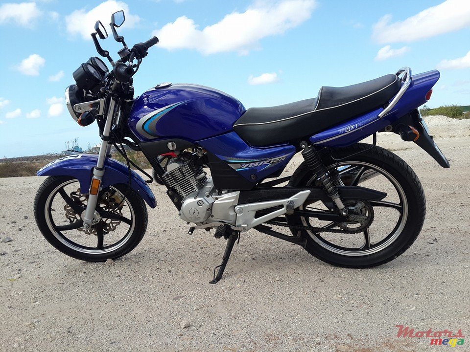 2005' Yamaha YBR photo #1