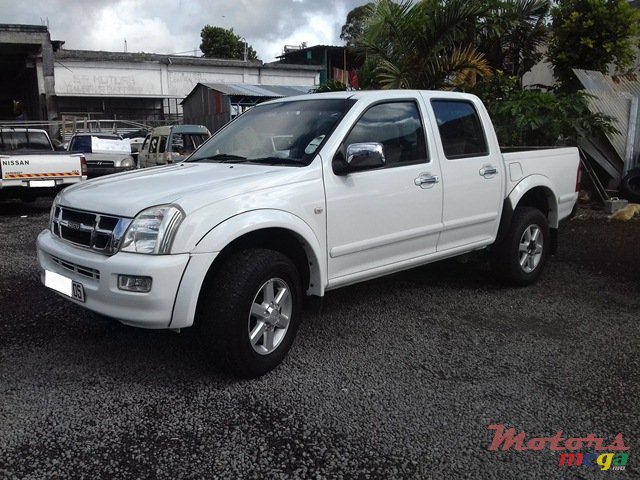 2005' Isuzu KB 3.0 photo #6