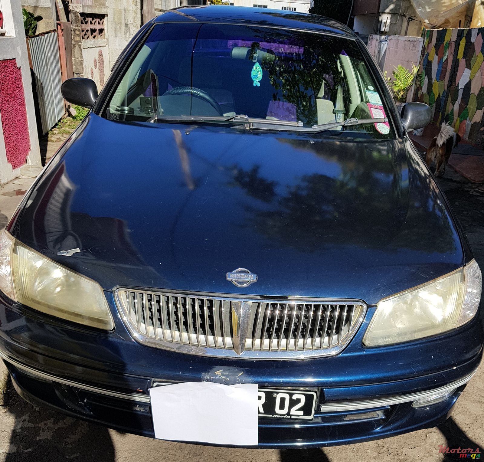 2002' Nissan N16 Full Option photo #1