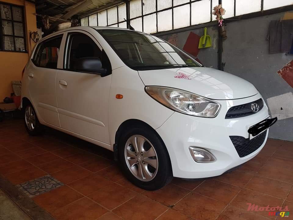 2012' Hyundai i10 photo #3