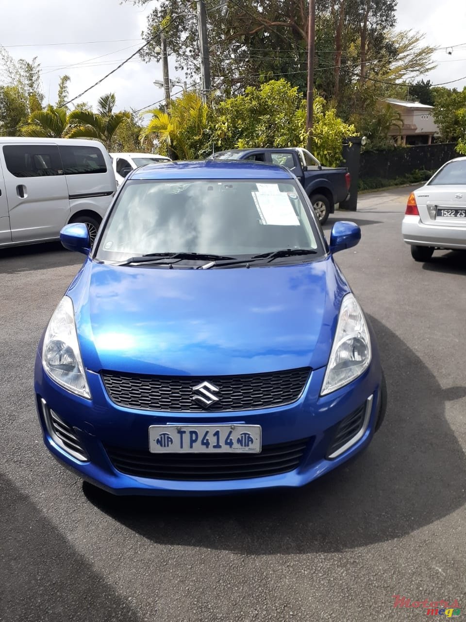 2016' Suzuki Swift photo #1