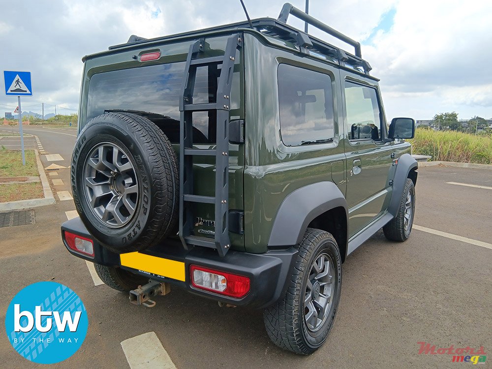2021' Suzuki Jimny photo #4
