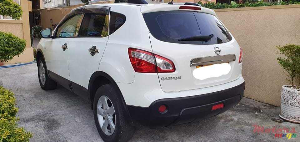 2011' Nissan Qashqai photo #4