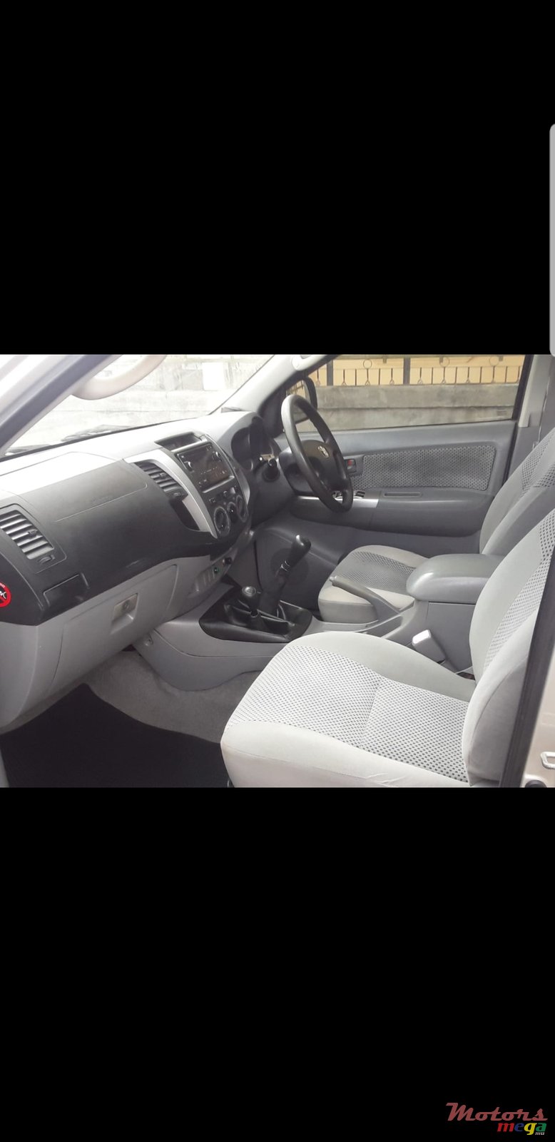 2009' Toyota Hilux photo #5