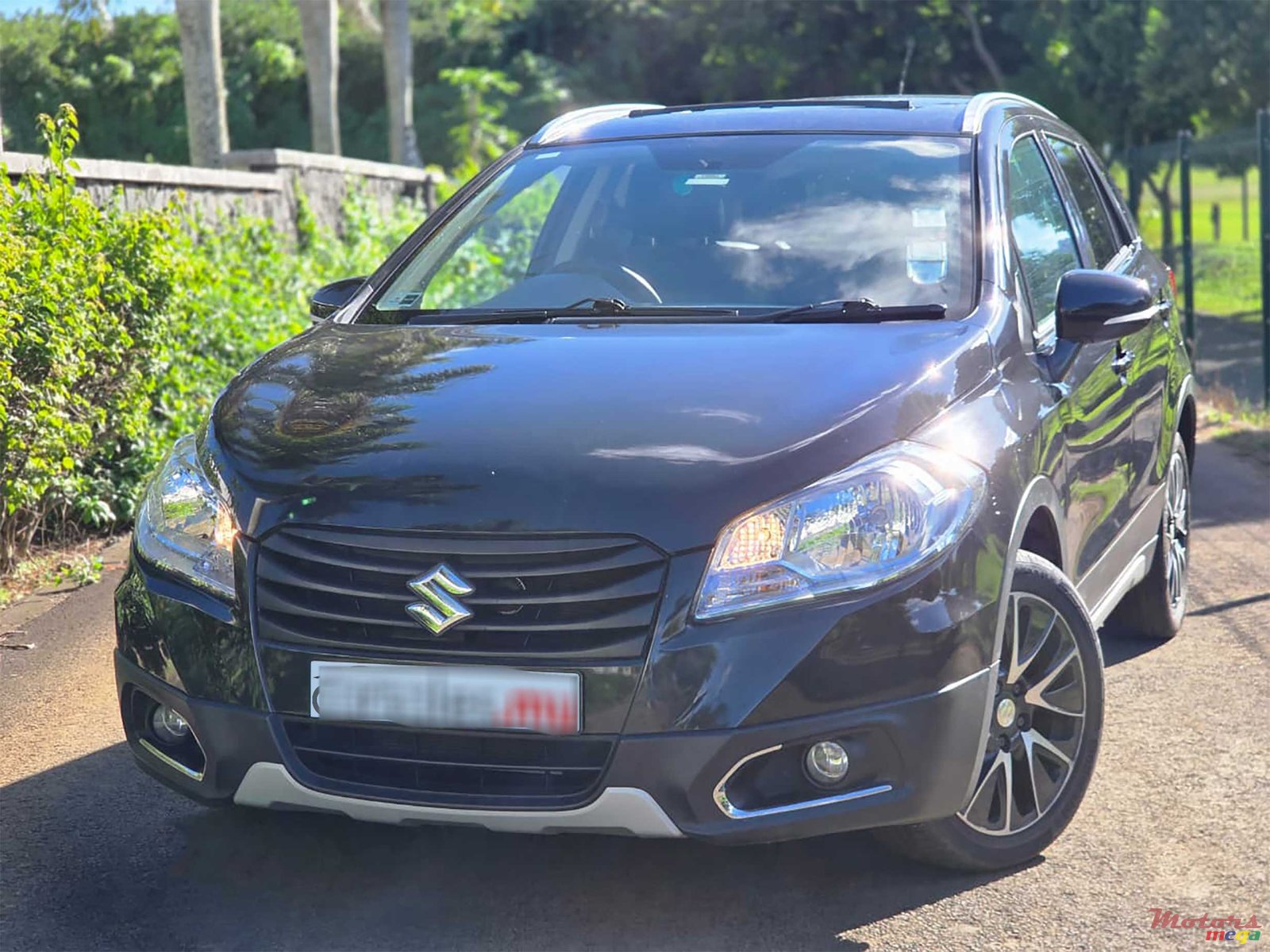 2015' Suzuki SX4 S-Cross AllGrip photo #1