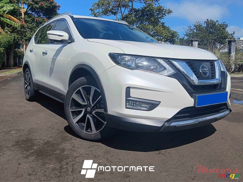 2020' Nissan X-Trail 1.6 photo #1