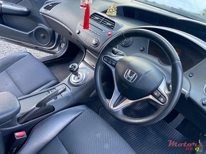 2010' Honda Civic Si Auto photo #3