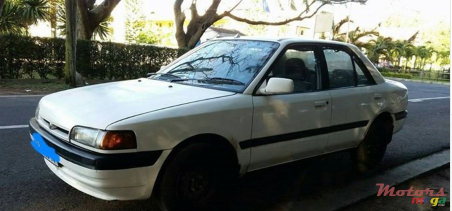 1994' Mazda 323 . photo #3