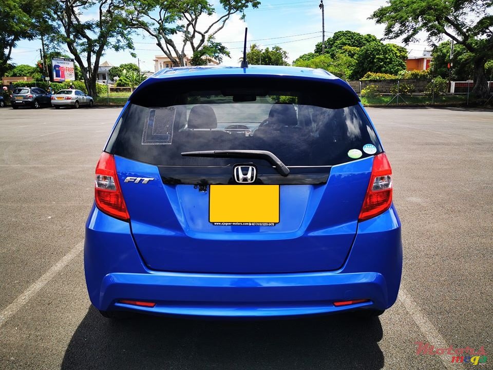 2011' Honda Fit photo #3