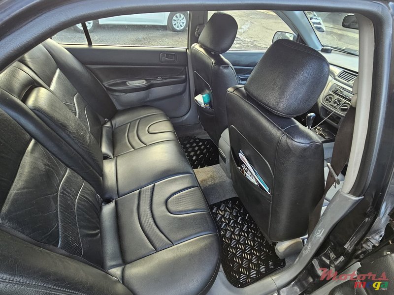 2004' Mitsubishi Lancer Cs3 photo #6