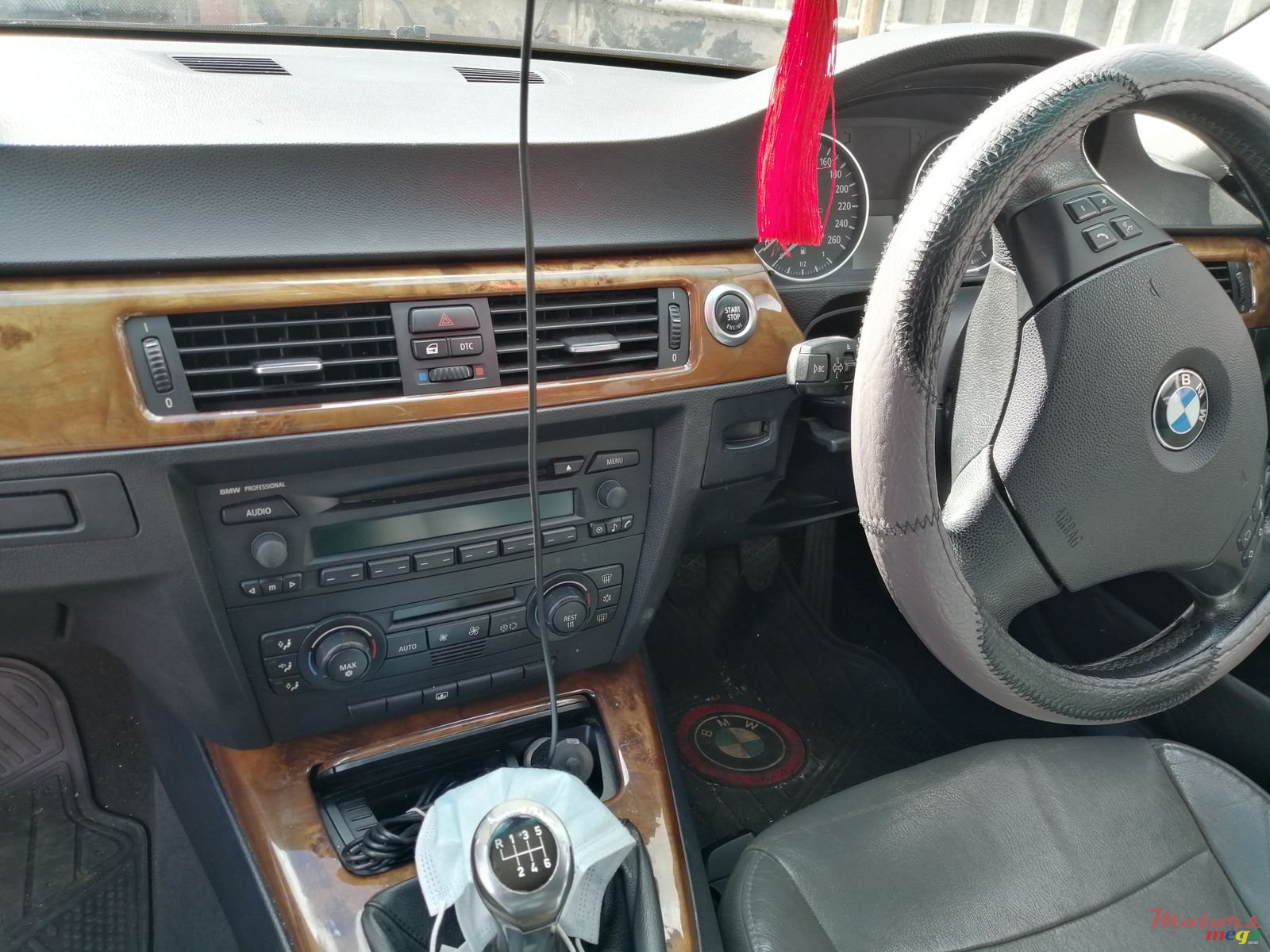 2005' BMW 320 E90 photo #7