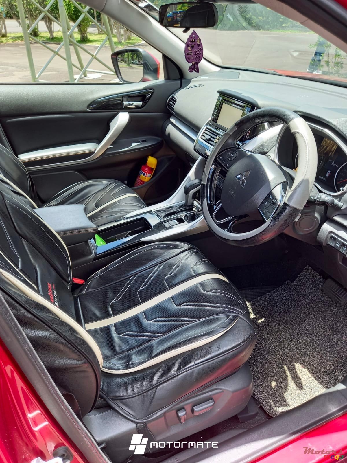 2020' Mitsubishi Eclipse Cross photo #2