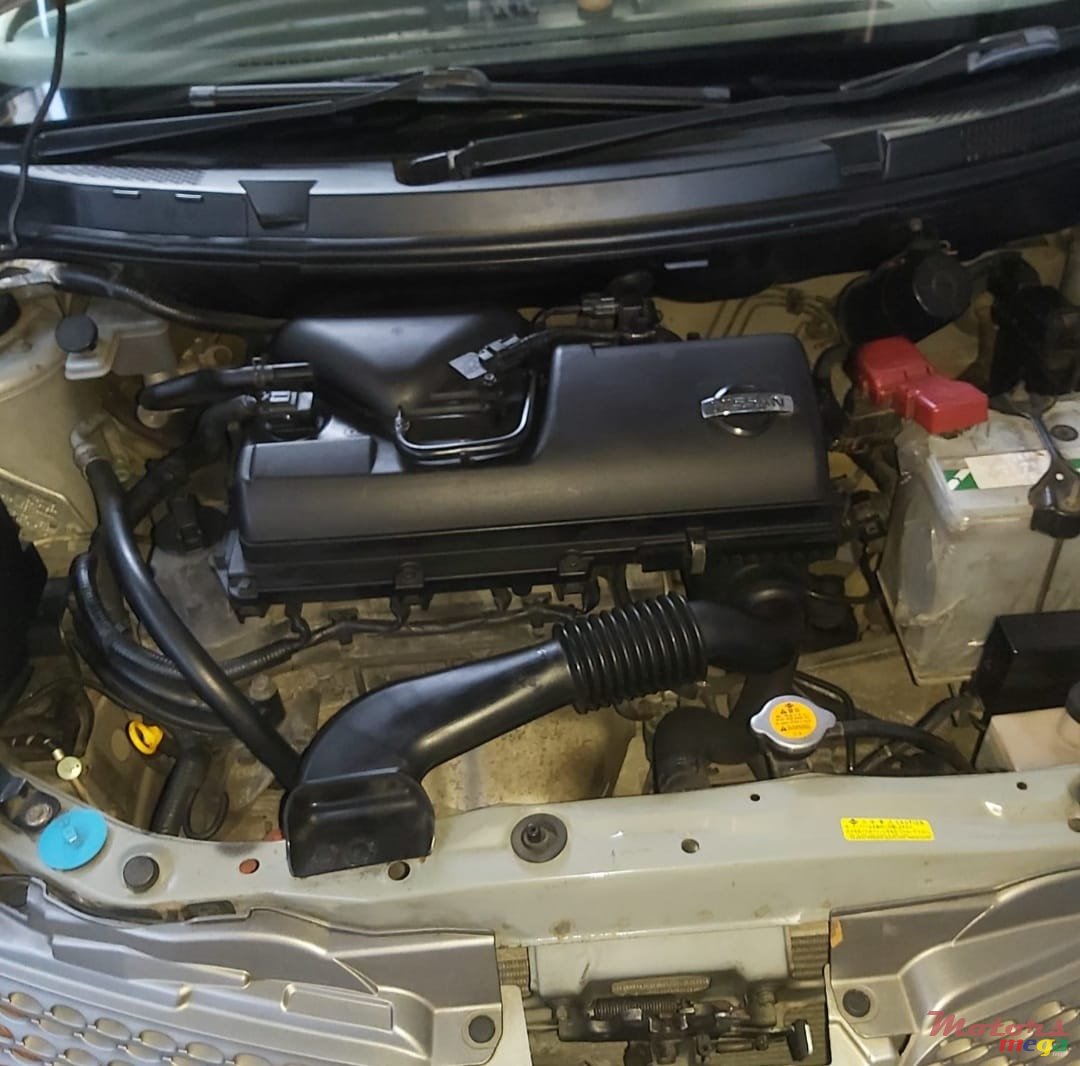 2003' Nissan March photo #4