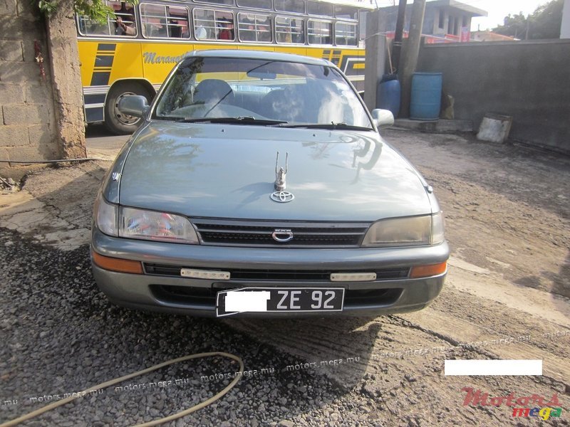1992' Toyota Corolla photo #2