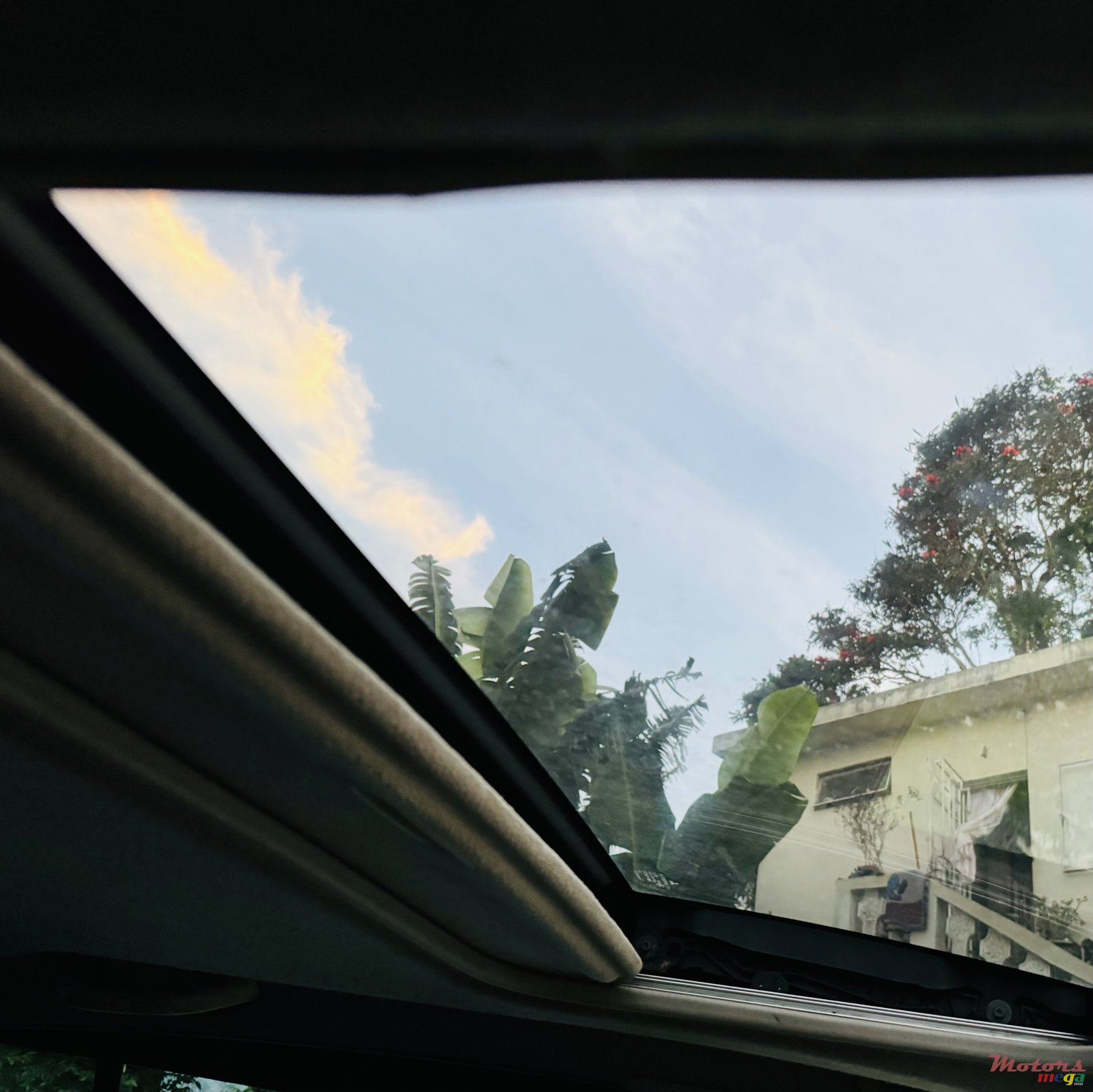 2010' Mitsubishi L200 Automatic Transmission photo #6