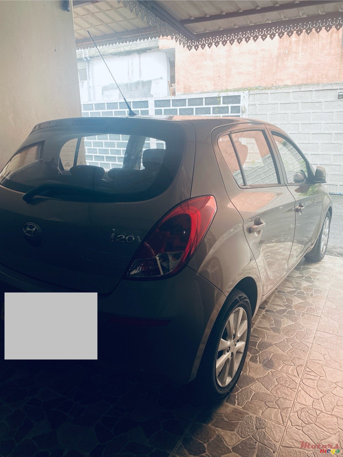 2014' Hyundai i20 photo #1