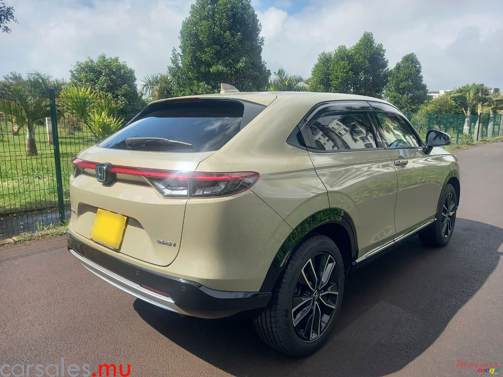 2021' Honda Vezel Z E-HEV 1.5 Hybrid photo #4