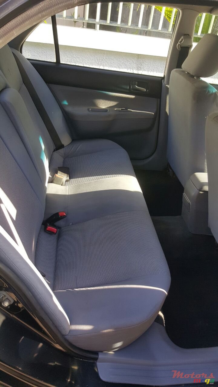 2009' Mitsubishi Lancer glx photo #2