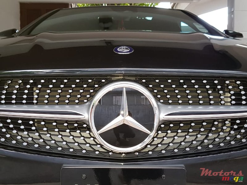 2015' Mercedes-Benz CLA 180 photo #1