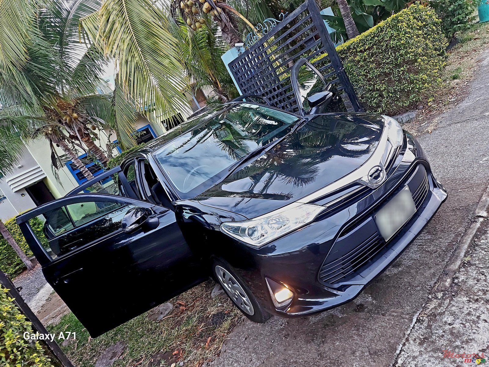 2018' Toyota AXIO photo #4