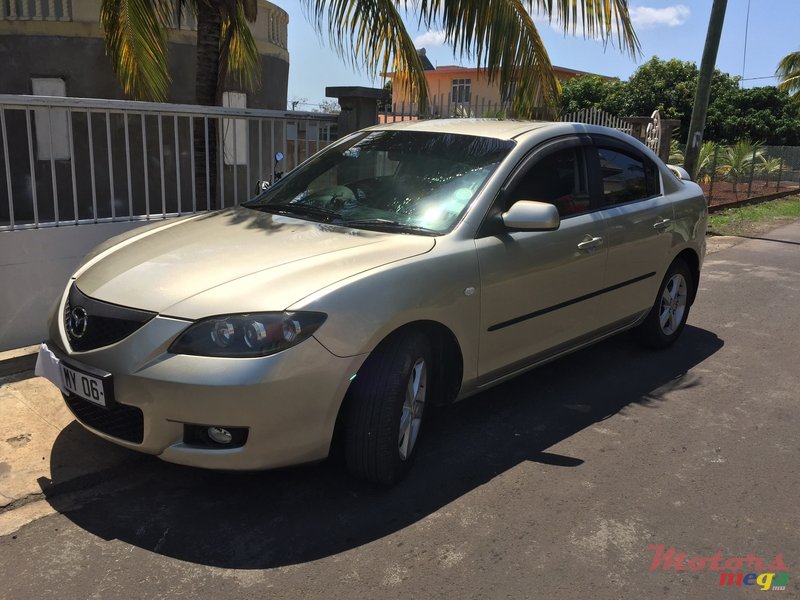 2006' Mazda 3 photo #1