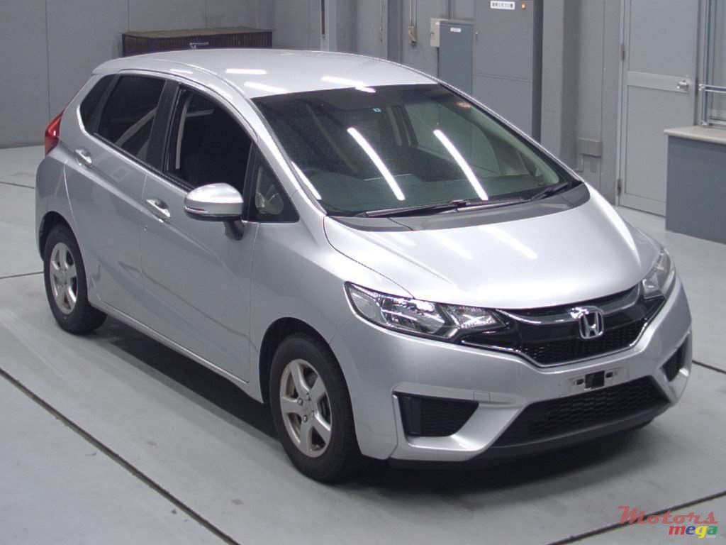2016' Honda Fit photo #1