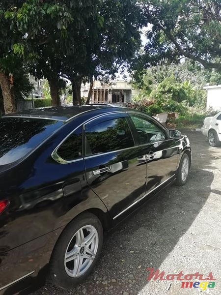 2006' Nissan Bluebird photo #4