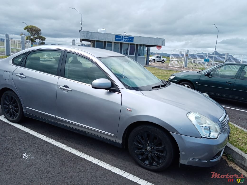2007' Nissan Bluebird photo #1