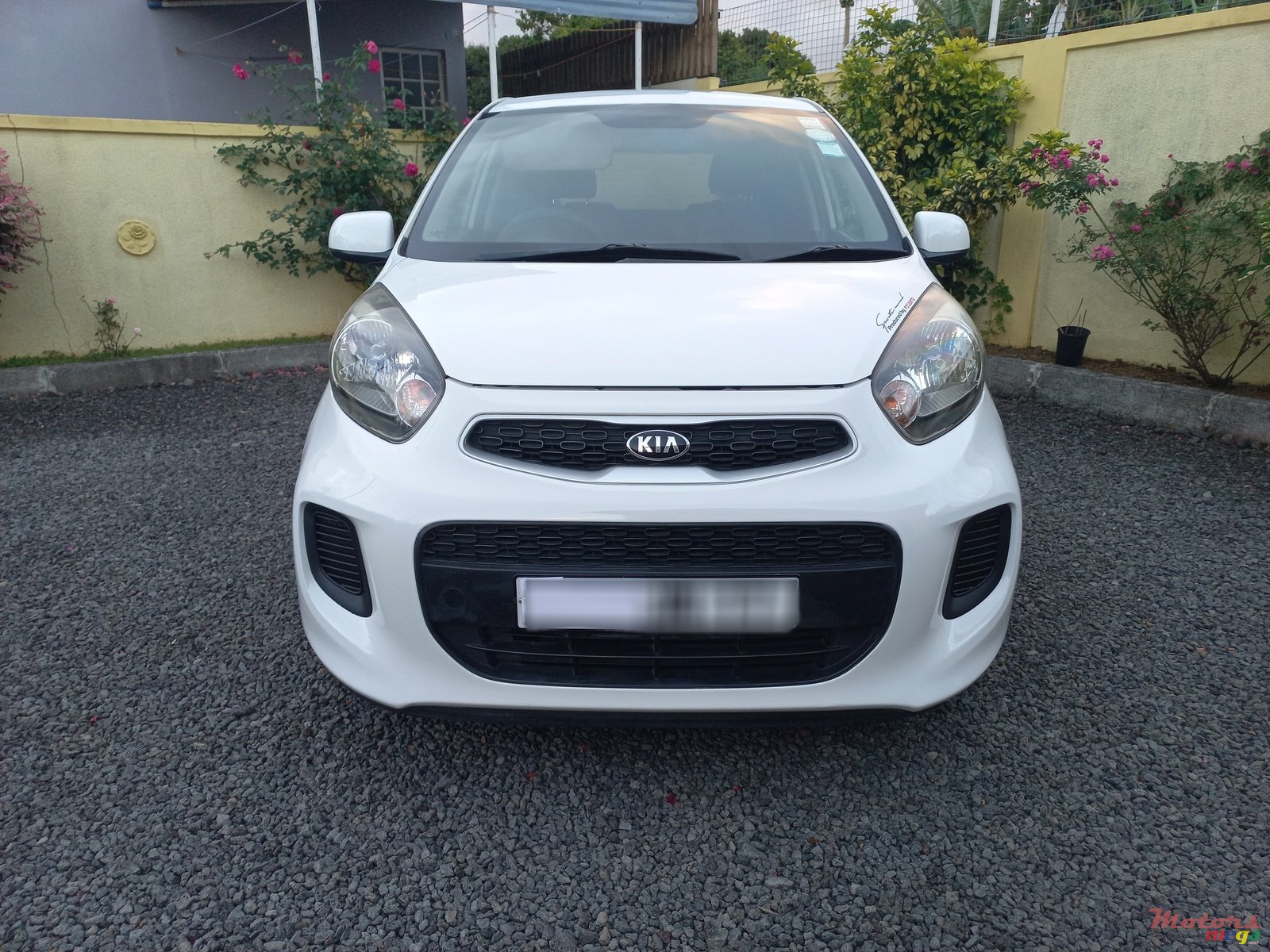 2017' Kia Picanto MANUAL photo #6