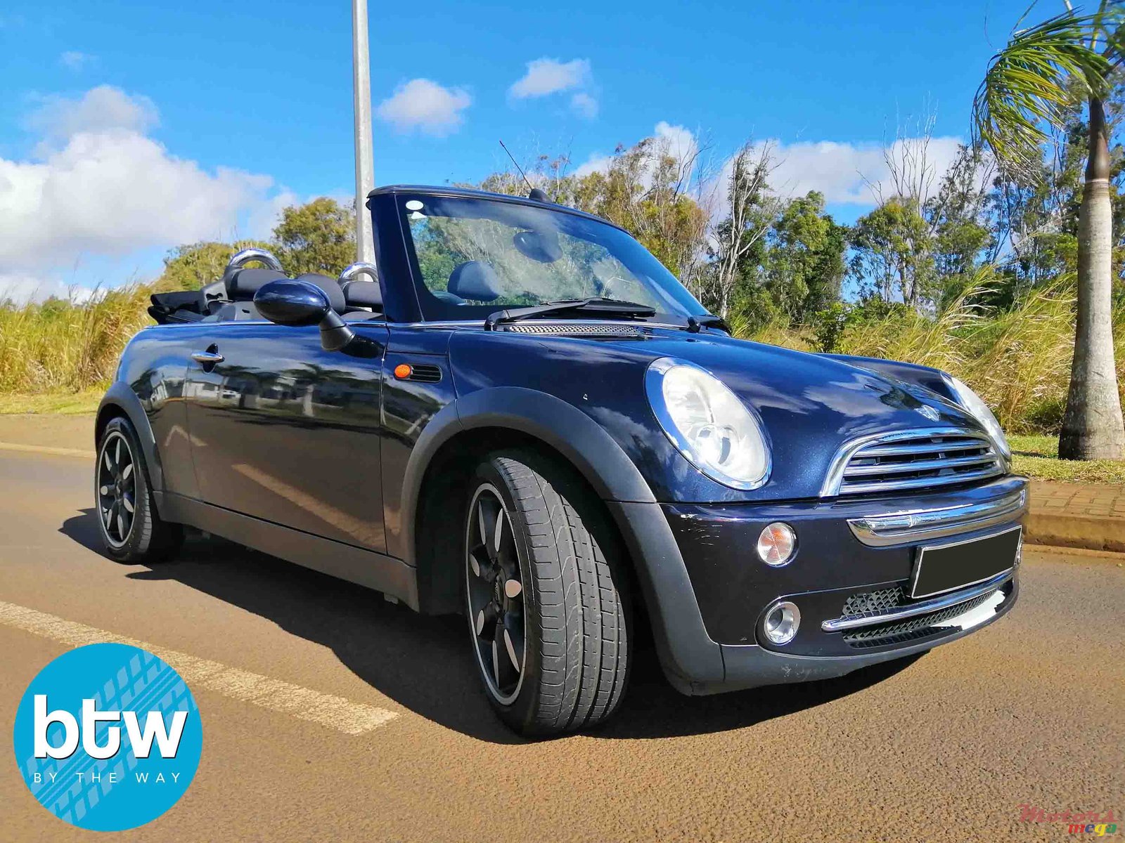 2009' MINI Cooper photo #1