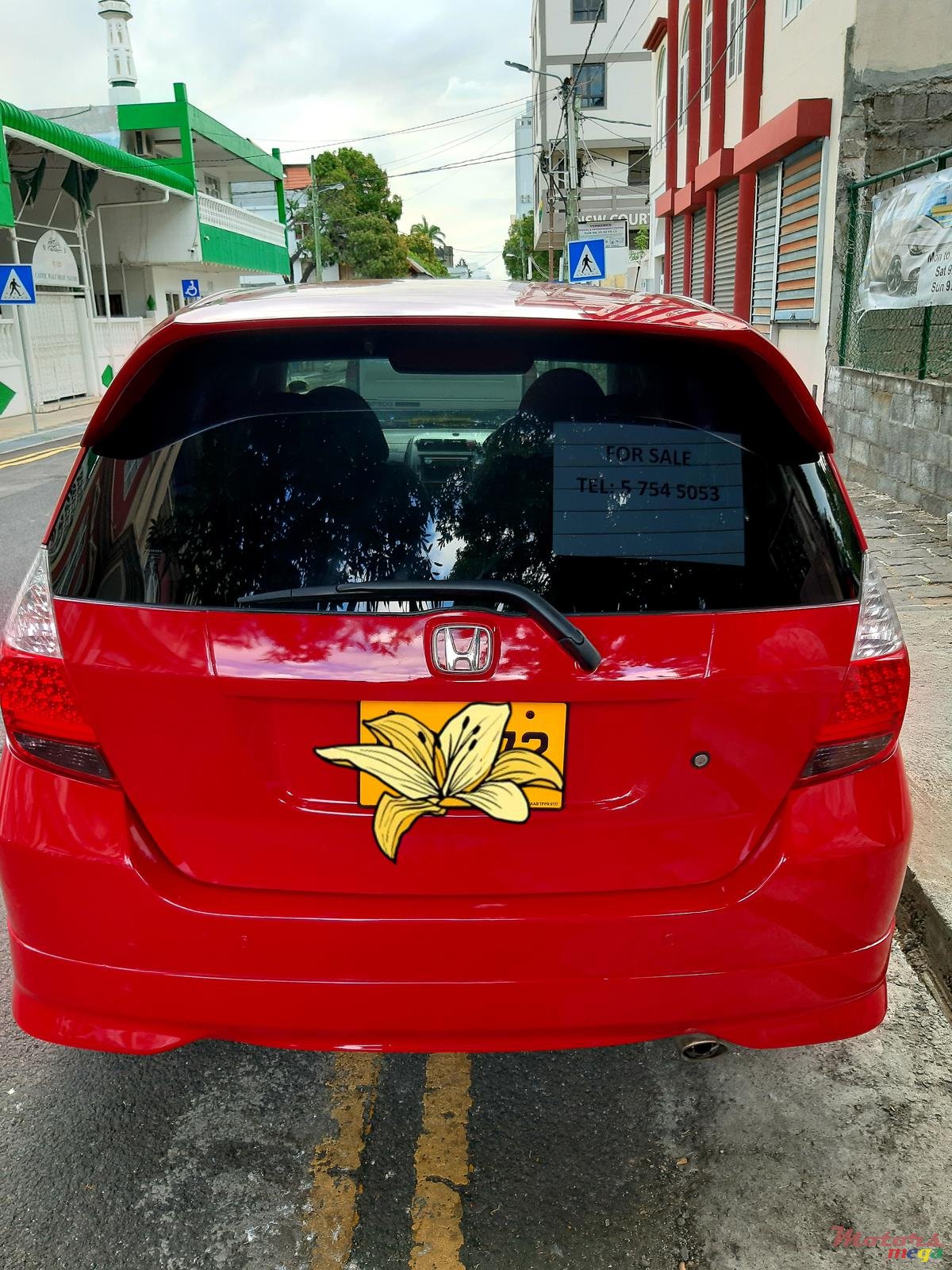 2005' Honda Fit photo #1