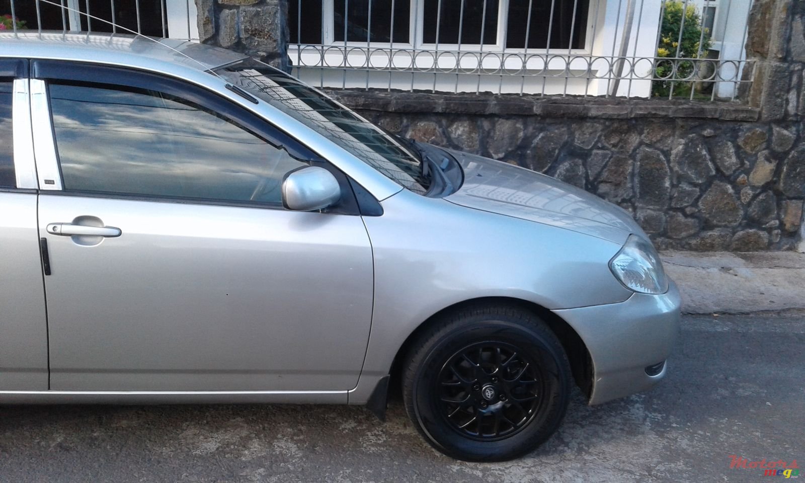 2001' Toyota Corolla photo #3