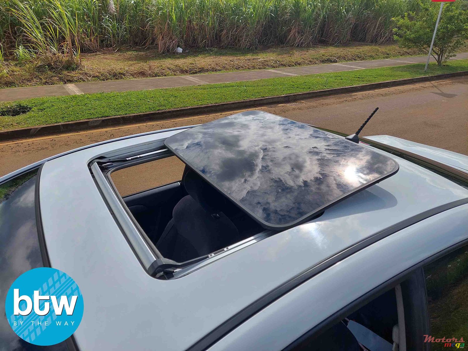 2013' Kia Koup photo #5