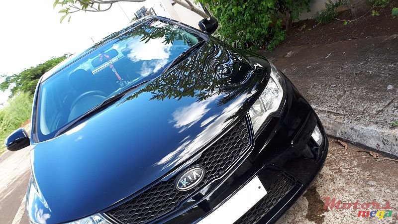 2011' Kia Koup photo #2