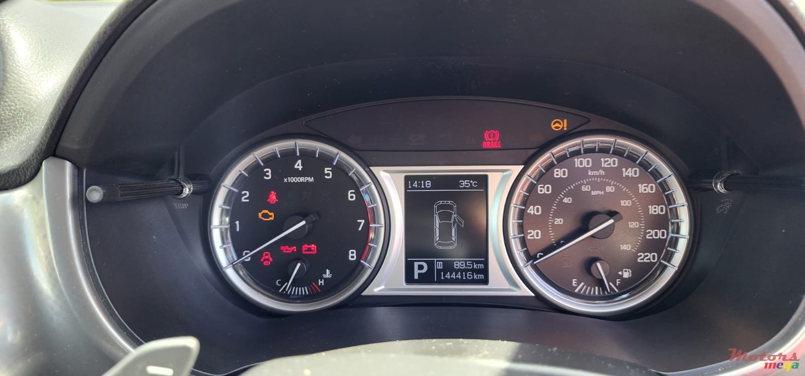 2016' Suzuki Vitara photo #3