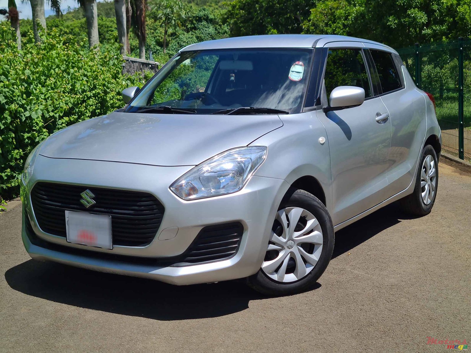 2018' Suzuki Swift photo #1