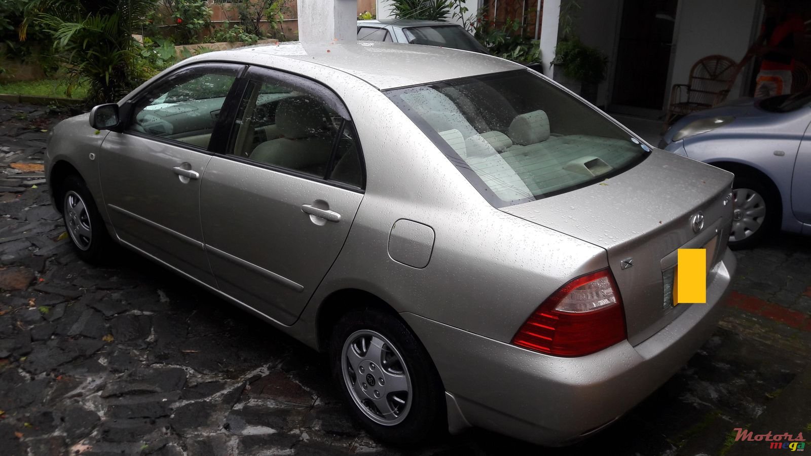 2004' Toyota Corolla NZE Grade X photo #3