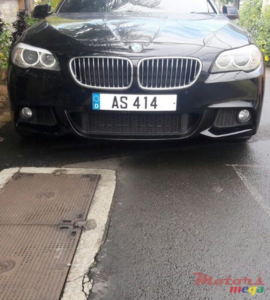 2012' BMW 520 photo #7