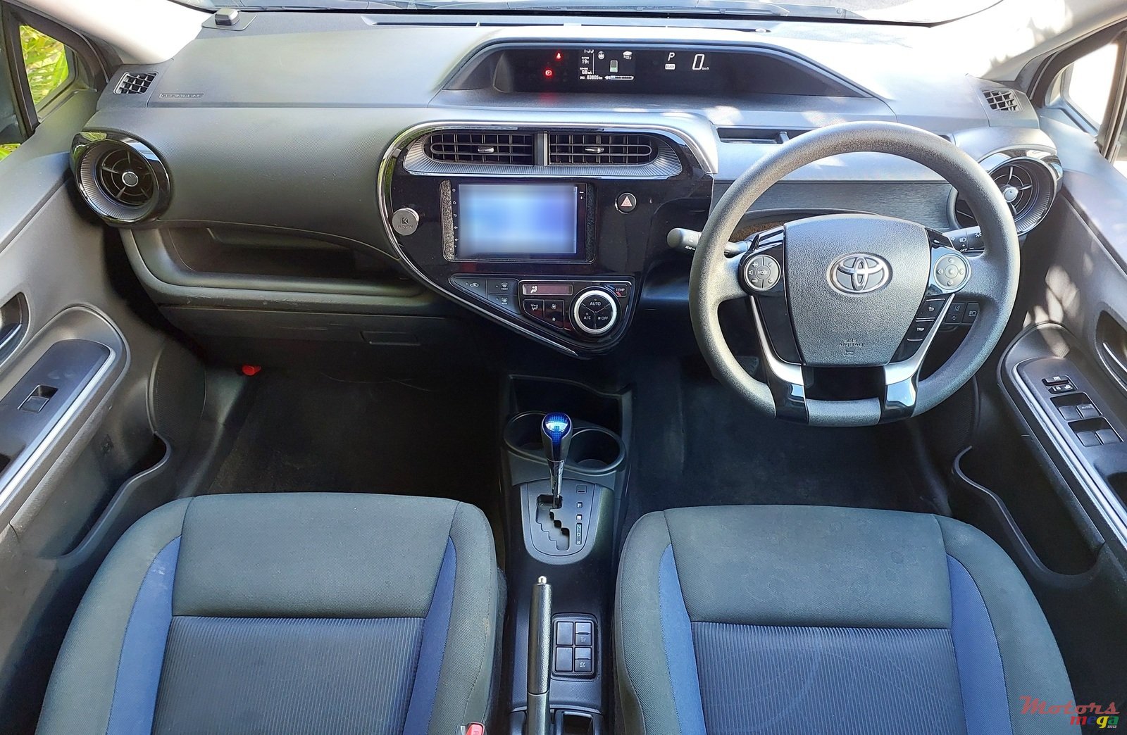 2017' Toyota Aqua photo #7