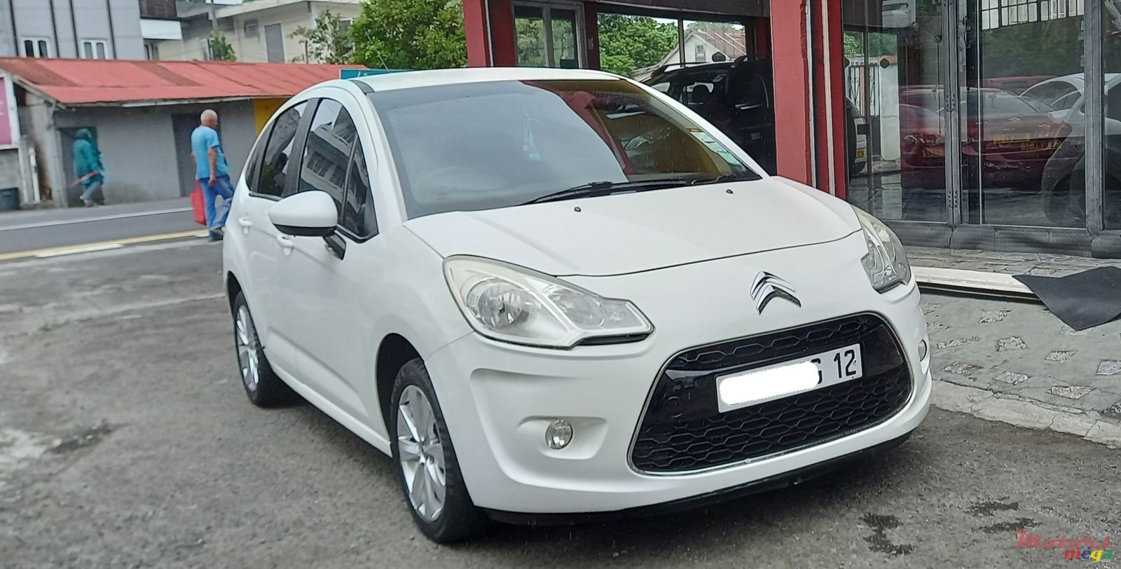 2012' Citroen C3 photo #1