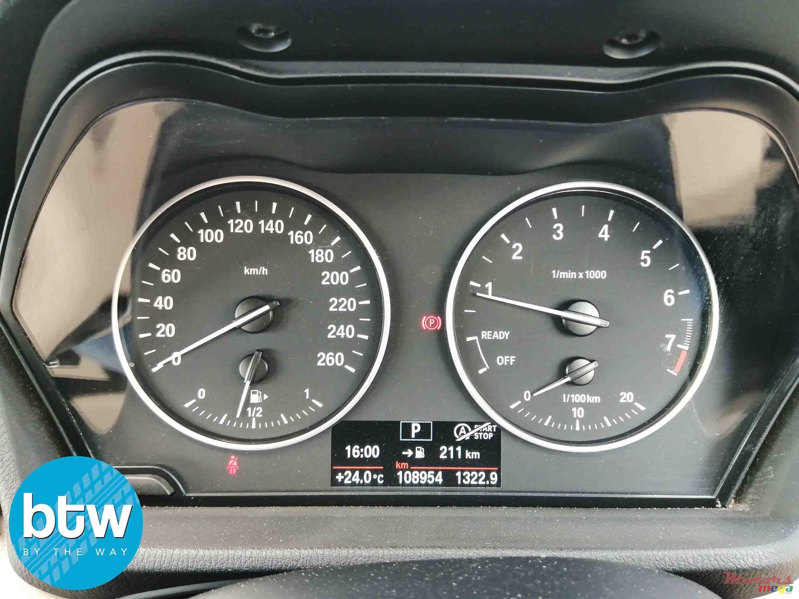 2016' BMW X1 photo #7