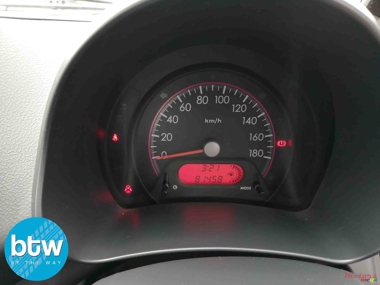 2013' Suzuki Celerio photo #7