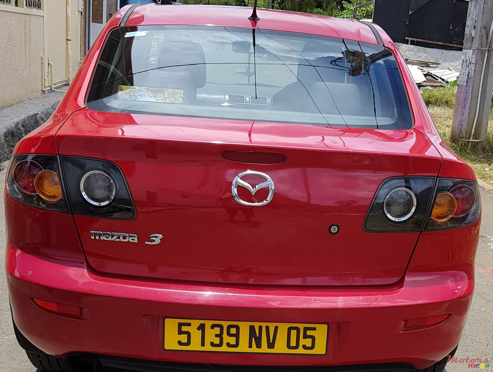 2005' Mazda 3 Full Option photo #2