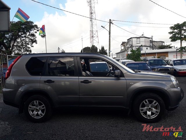 2008' Nissan X-Trail photo #7