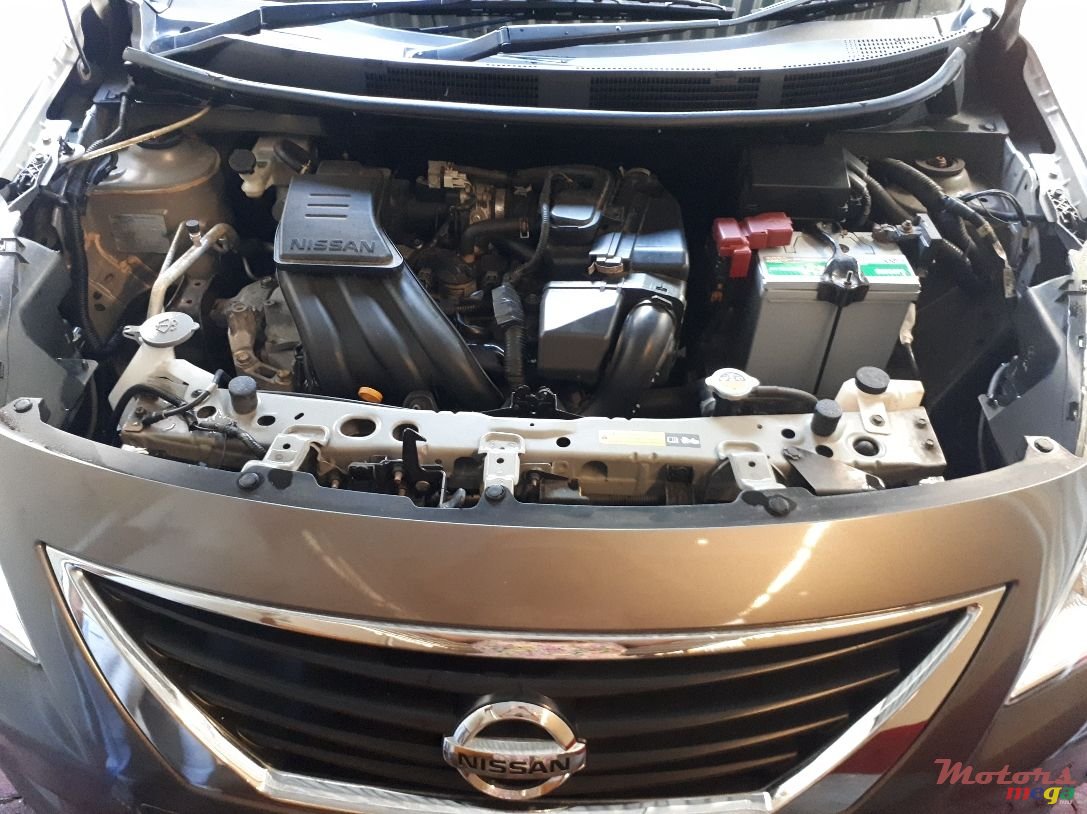 2013' Nissan Almera photo #5