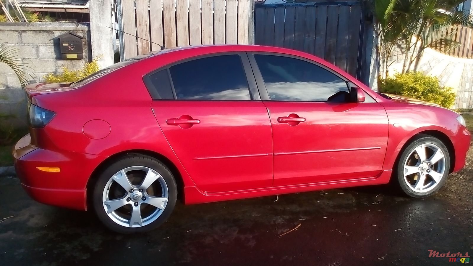 2004' AC ..MAZDA3, F/EXECUTIVE, J/C 17" photo #1